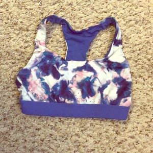 NWOT sports bra size small